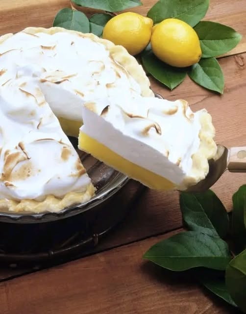 Torta meringata al limone