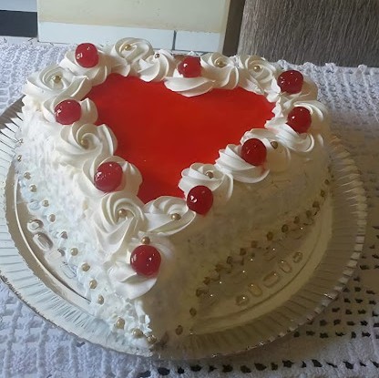 Ricetta della torta di ciliegie a forma di cuore