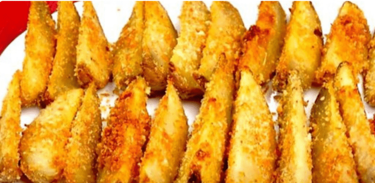 Spicchi di patate al forno: la ricetta di un contorno semplice e delizioso