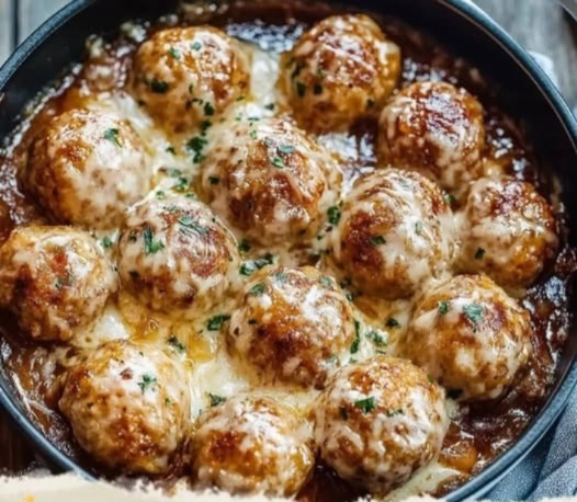 Polpette Di Pollo Stile Zuppa Di Cipolle