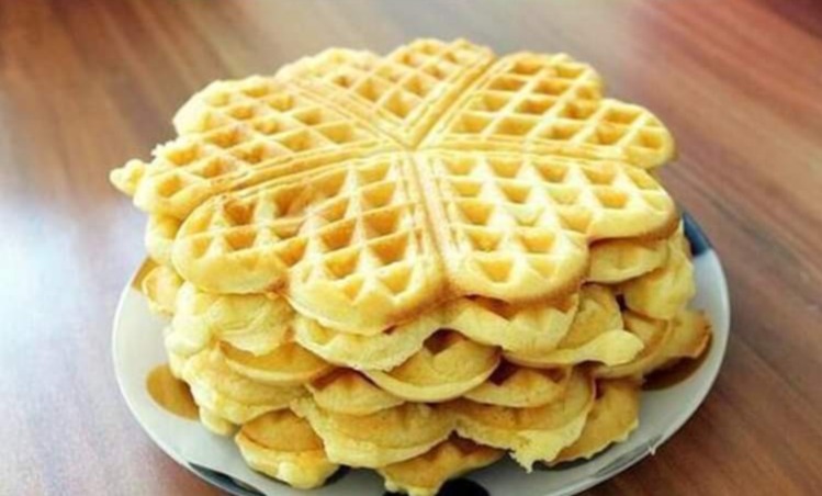 Waffle allo yogurt alla vaniglia preparati in solo 1 minuto