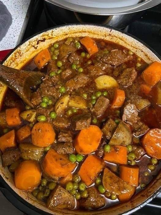 Spezzatino di manzo. Perfetto per un freddo pomeriggio di novembre!