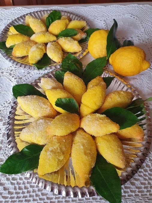 Che ne dite di questa meraviglia li ho preparati per il compleanno di una splendida ragazza