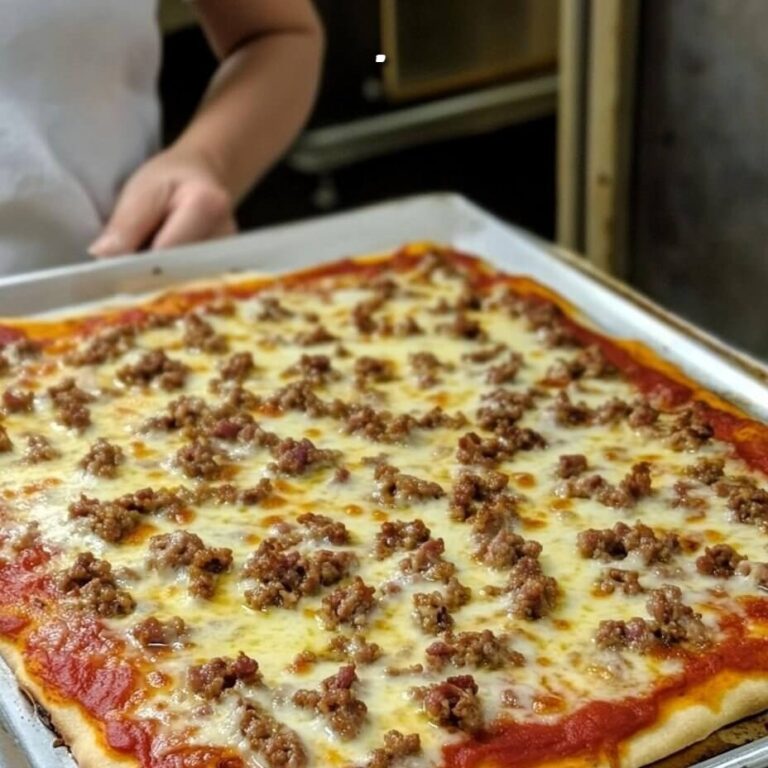 Pizza della Scuola: La Ricetta Classica che Conquista Tutti