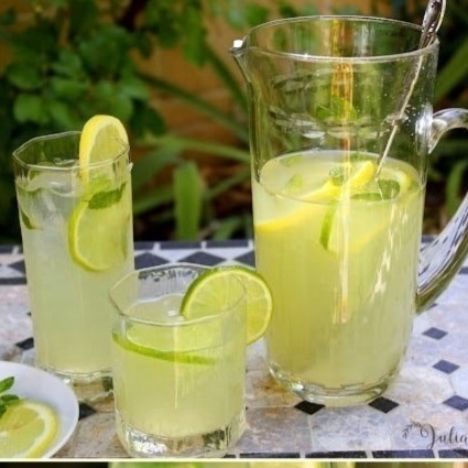 Limonata fatta in casa: una delizia tradizionale