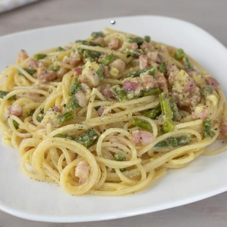 Spaghetti poveri: la ricetta del primo piatto facile, veloce e saporito