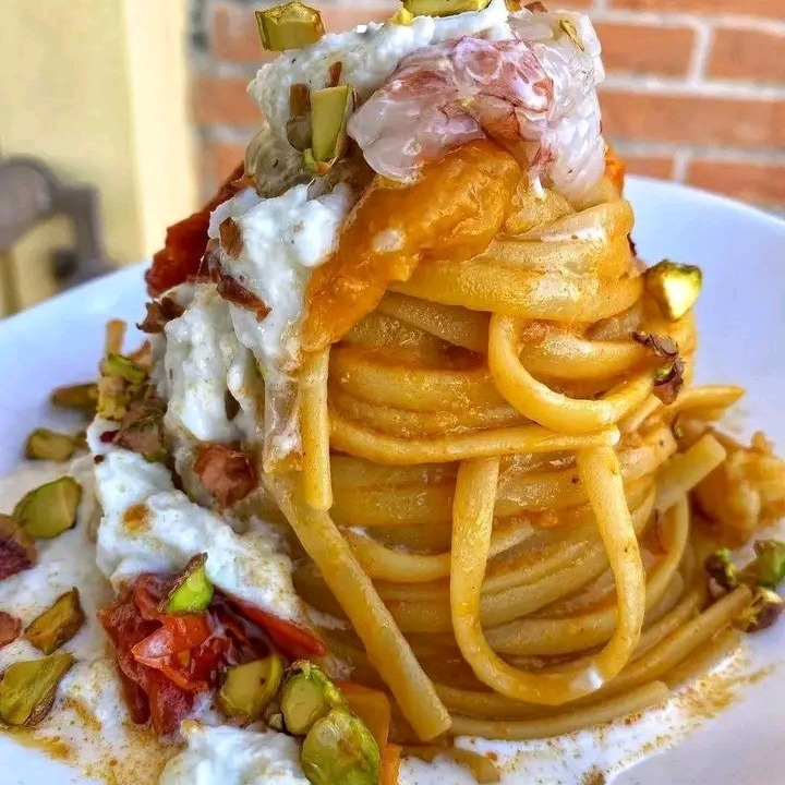 Linguine Terramare con Stracciata di Bufala