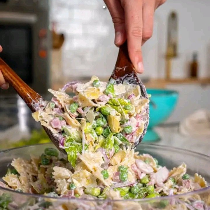 La Migliore Insalata di Pasta Primaverile a Strati