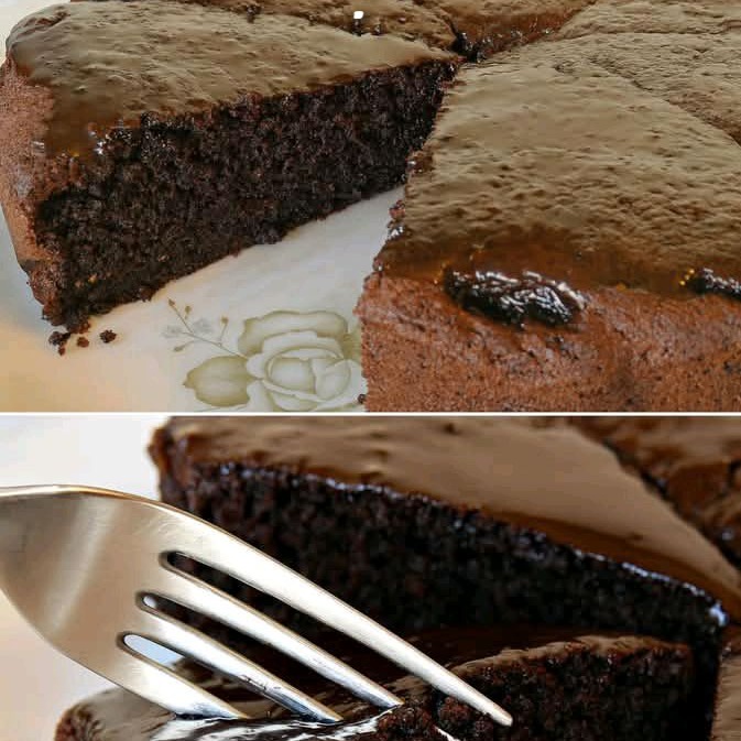 La torta all acqua al cioccolato senza uova