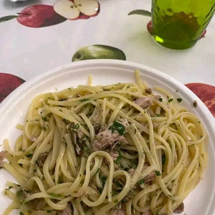 Linguine con Ragù di Tonno a Crudo