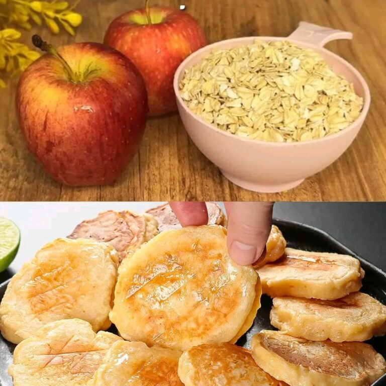 PANCAKE DI MELA, BANANA E YOGURT GRECO