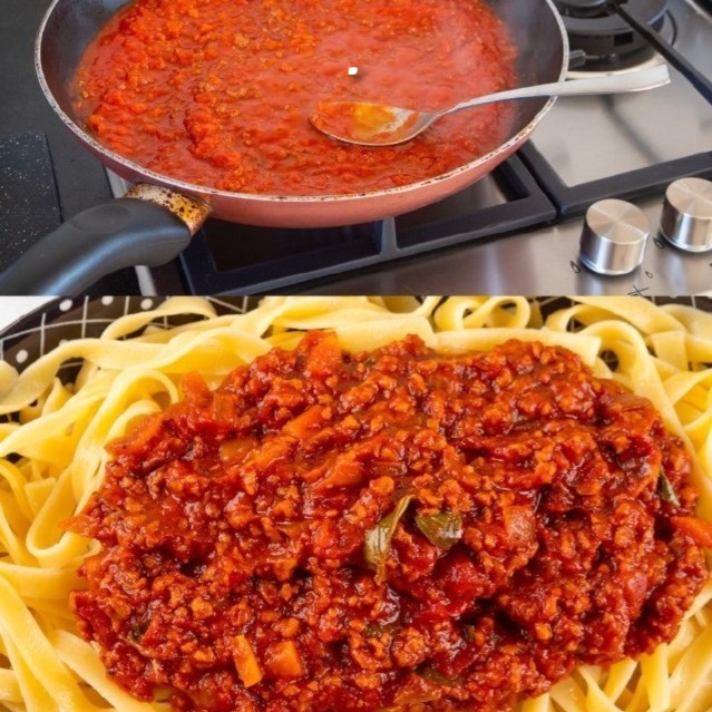 Mia nonna faceva il ragù SENZA CARNE con un ingrediente che lo rendeva davvero buonissimo e speciale: tutti mi chiedono sempre la sua ricetta facile