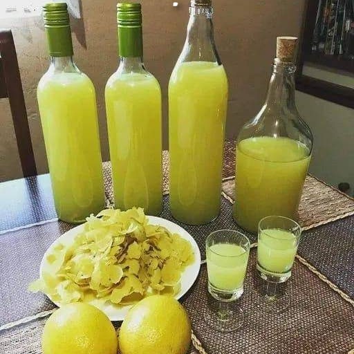 Acqua allo zenzero: la bevanda più sana per bruciare tutto il grasso di pancia, collo, braccia, schiena e cosce