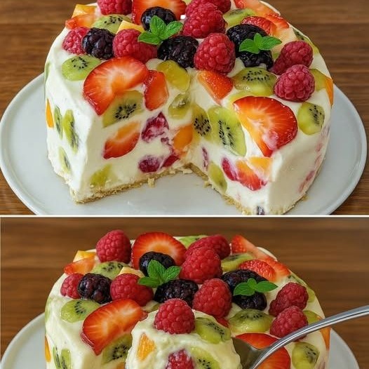 Mentre tutti avevano voglia di gelato, ho preparato questa cremosa torta di frutta: senza zucchero, ma nutriente e rinfrescante, meglio di una ciotola. Solo 145 calorie