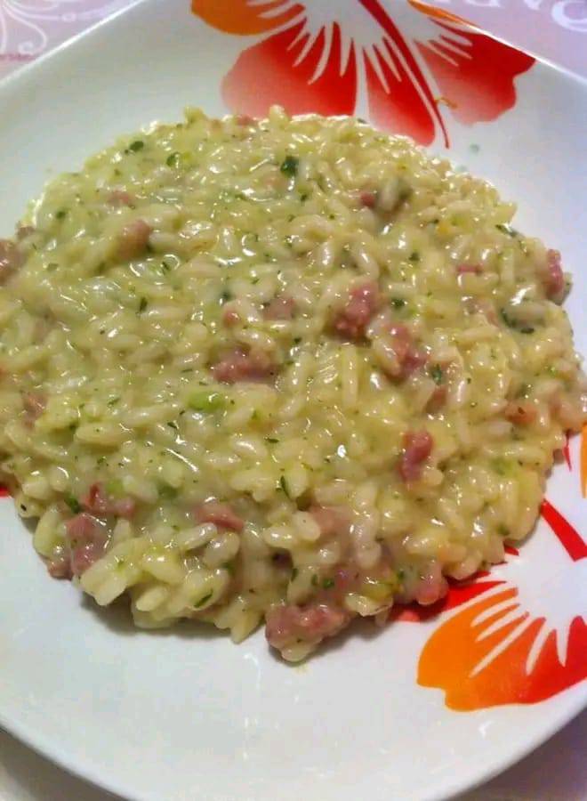RISOTTO CON CREMA DI ZUCCHINE