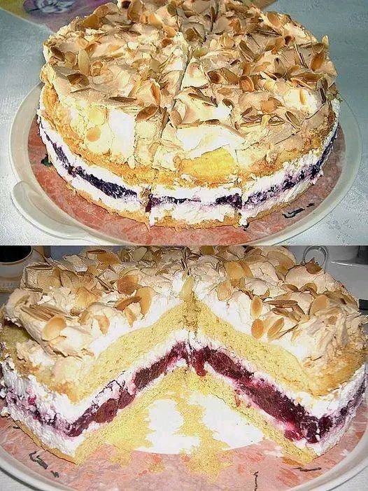 Torta Nuvola della Nonna Soffice Golosa e Facile da Preparare