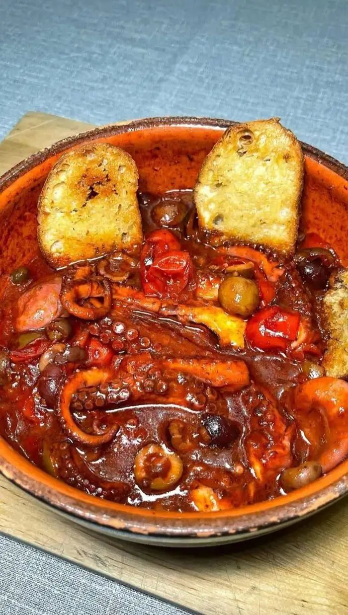 Polpo alla Luciana: un classico sapore di mare da salvare subito!